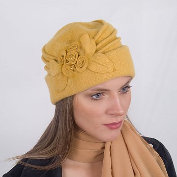 Dámska zimná čiapka Zazu okrová