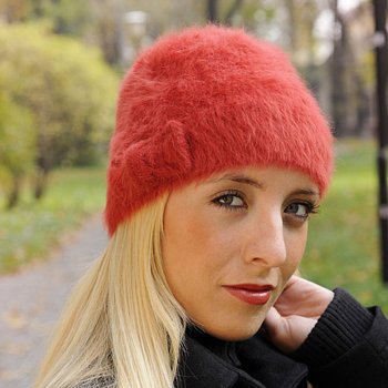 Angorová čiapka Vidomina červená